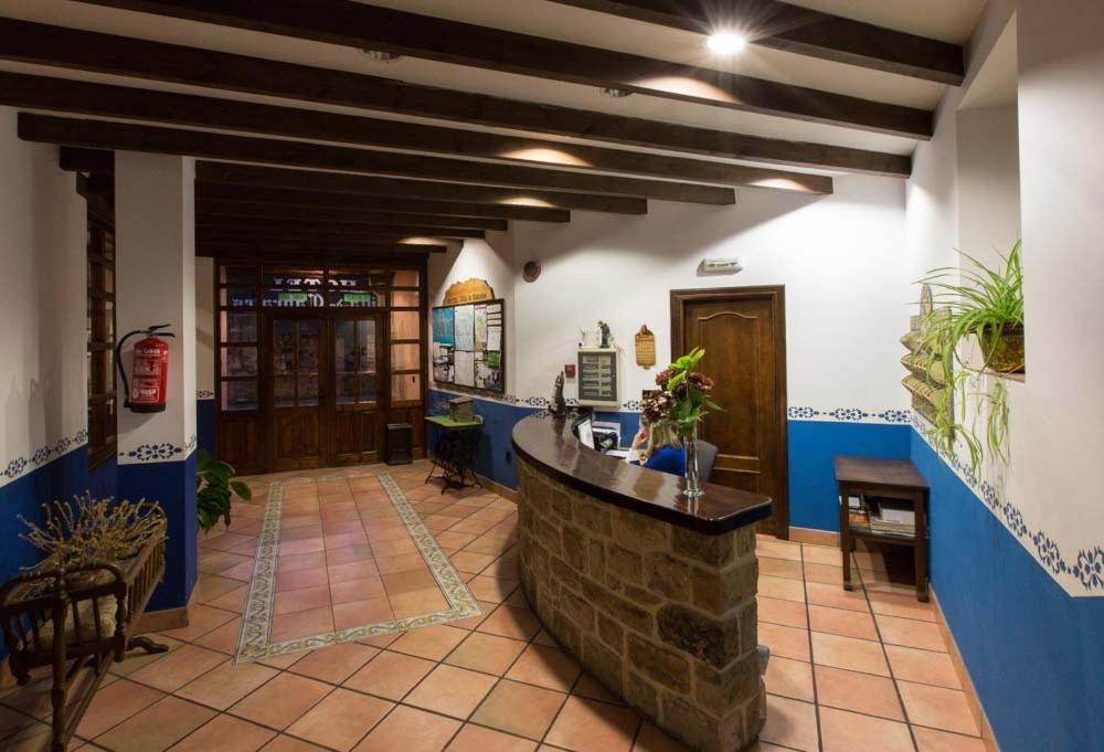 Hotel Villa De Cabrales Arenas De Cabrales Εξωτερικό φωτογραφία